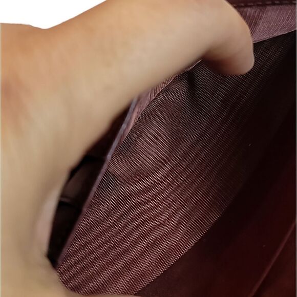 Cartier Bordeaux Bifold Long Wallet in EUC - Picture 4 of 13